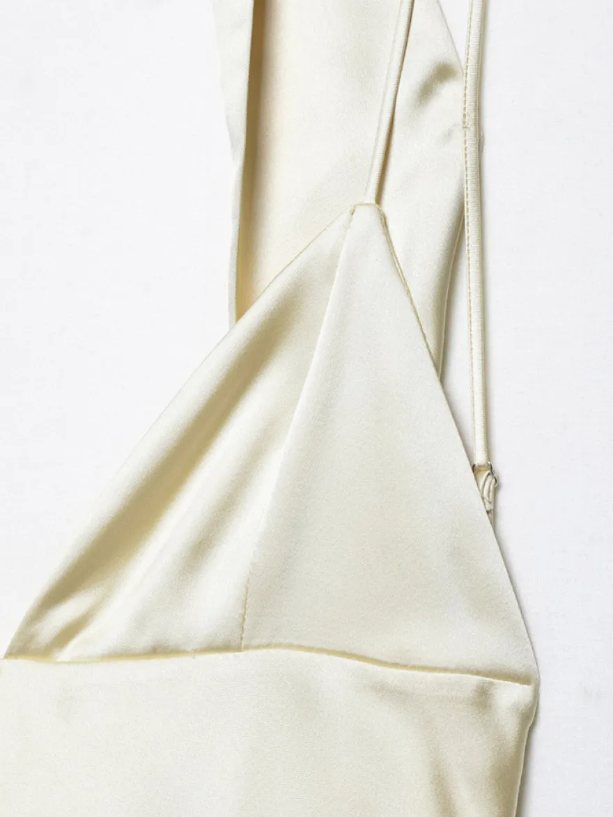 Robe longue en satin blanc crème à col halter pour femme style élégant et formel