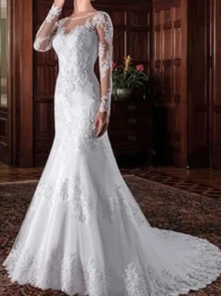 Robe mariée col rond manche longue en dentelle à traîne dos transparant Robe de mariée