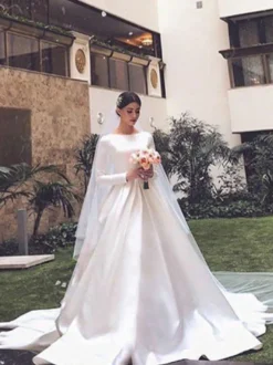 Robe mariée vintage col rond manche longue jupe plissée à traîne Robe de mariage