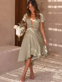Robe midi à manches courtes col en V coupe asymétrique nouée
