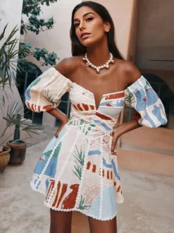 Robe mini imprimée épaules dénudées pour femme - Manches bouffantes col en V bordure en dentelle coupe évasée - Idéale pour une fête d'été à la plage 2026