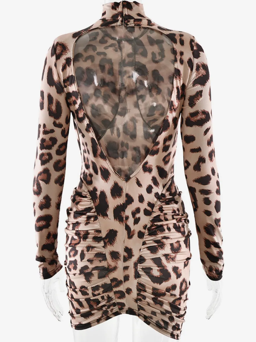 Robe mini moulante dos nu à col montant froncé style moderne collection femme 2026