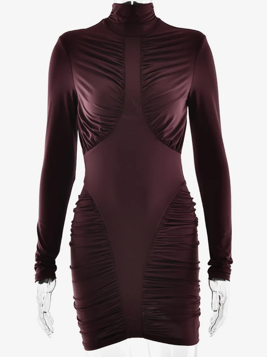 Robe mini moulante dos nu à col montant froncé style moderne collection femme 2026