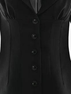Robe mini moulante à épaules rembourrées et fronces style blazer moderne collection femme 2026