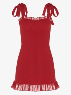 Robe moulante à bretelles volantées élégante et amincissante parfaite pour les soirées en boîte.