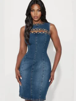 Robe moulante en jean découpée pour femme - Robe fourreau midi bleue sans manches à clous coupe ajustée - Tenue de soirée estivale 2026
