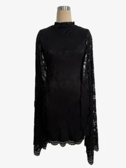 Robe moulante mini en dentelle florale à manches cape et col montant pour femme 2026