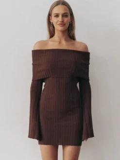 Robe moulante mini en maille côtelée à épaules dénudées pour femme 2026