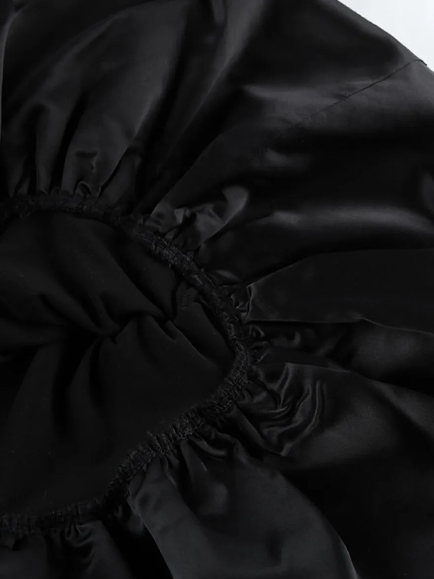 Robe moulante mini à épaules dénudées ourlet bouffant et froncée manches longues collection femme 2026