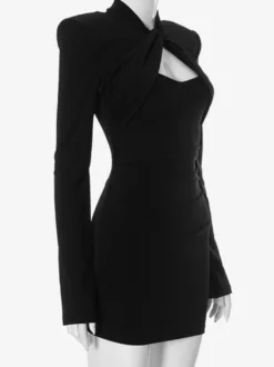 Robe moulante noire à découpes et manches longues épaules rembourrées pour femme 2026