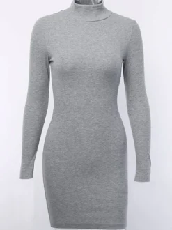 Robe moulante tricotée col montant manches longues gaine décontractée mini robes