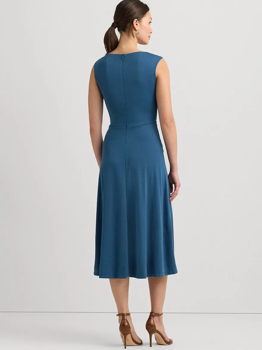 Robe mère à col bijou sans manches courte plissée robes d'invitées de mariage