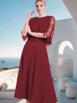 Robe mère de la mariée à col bijou et manches mi-longues en dentelle