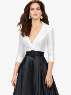 Robe mère de la mariée à col en V et manches 3/4 avec ceinture et traîne