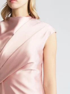 Robe mère de la mariée col haut sans manches ligne a plissée longueur aux genoux robes d'invitées pour mariage