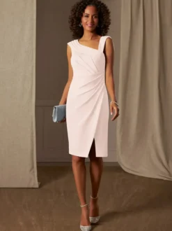 Robe mère de la mariée décolleté sans manches coupe trapèze plissée pour les invités de mariage