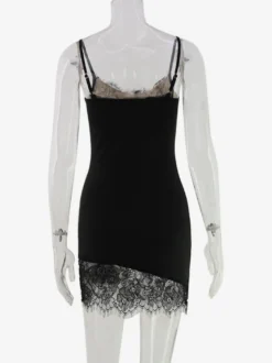 Robe nuisette à bordure en dentelle pour femme - Robe moulante mini noire sans manches style années 2000 - Tenue de soirée estivale 2026