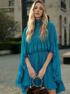 Robe nuisette courte en mousseline avec cape pour femme - Ensemble élégant à volants superposés 2 pièces - Idéale pour les invités de mariage les fêtes et les cocktails de printemps 2026