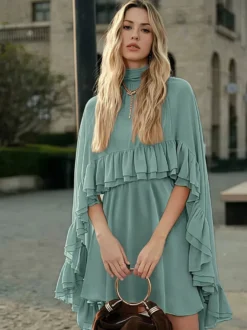 Robe nuisette courte en mousseline avec cape pour femme - Ensemble élégant à volants superposés 2 pièces - Idéale pour les invités de mariage les fêtes et les cocktails de printemps 2026