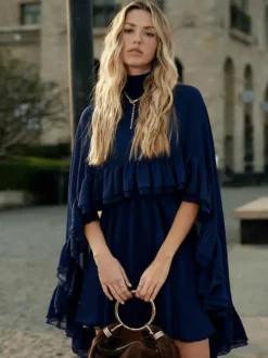 Robe nuisette courte en mousseline avec cape pour femme - Ensemble élégant à volants superposés 2 pièces - Idéale pour les invités de mariage les fêtes et les cocktails de printemps 2026