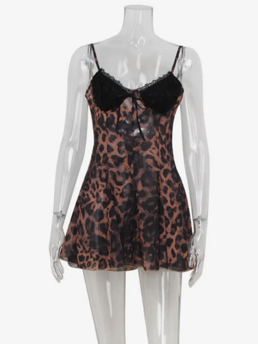 Robe nuisette courte imprimée léopard pour femme - Débardeur en dentelle marron style années 2000 coupe évasée - Idéale pour les soirées d'été en club (édition 2026)