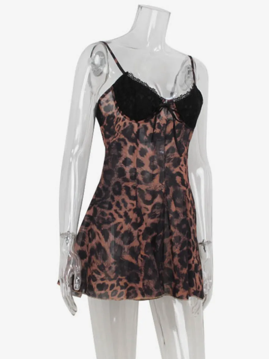 Robe nuisette courte imprimée léopard pour femme - Débardeur en dentelle marron style années 2000 coupe évasée - Idéale pour les soirées d'été en club (édition 2026)