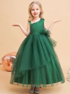 Robes de demoiselle d'honneur vertes de Noël en tulle sans manches avec décolleté conçu