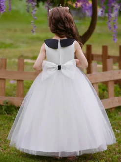 Robes de fille de fleur blanche Robes d'occasion spéciale Tulle blanc sans manches col bijou Robes de fille de fleur