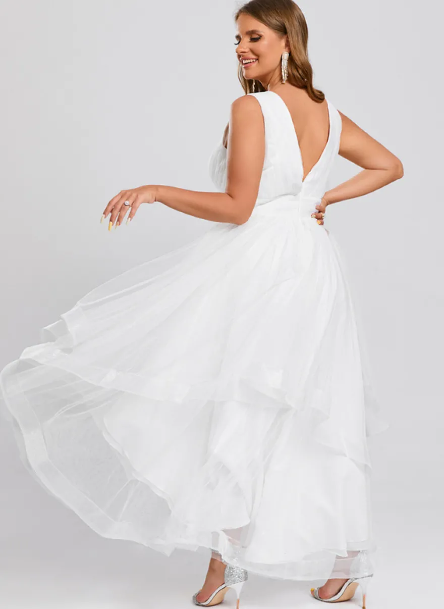 Robes de mariée courtes longueur cheville col en V sans manches coupe trapèze en tulle