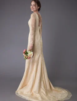 Robes de mariée dentelle robe de mariée col V manches longues dos nu sirene avec train