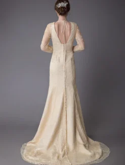Robes de mariée dentelle robe de mariée col V manches longues dos nu sirene avec train