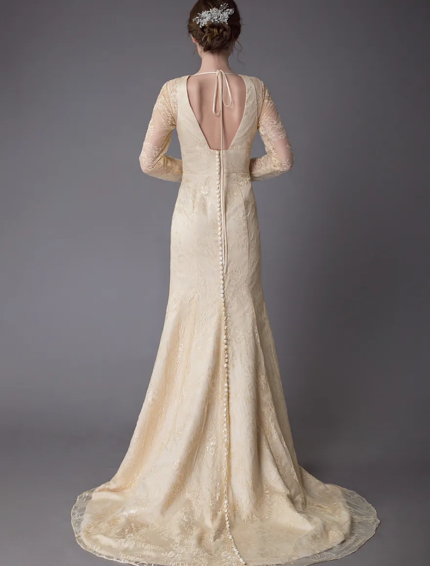 Robes de mariée dentelle robe de mariée col V manches longues dos nu sirene avec train