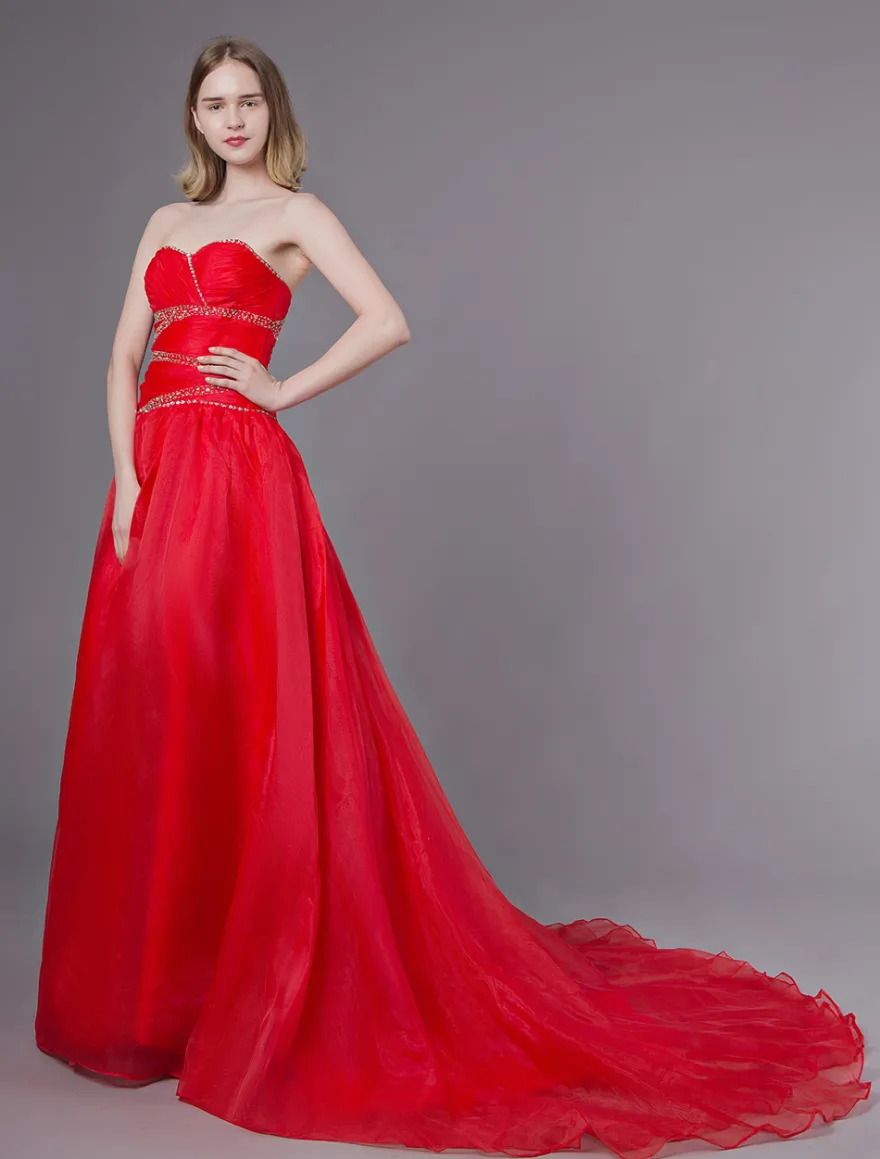 Robes de mariée rouges robes de soirée sans bretelles en organza perlées
