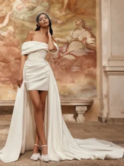 Robes de mariée Vintage col bateau sans manches tissu en Satin avec traîne plissée robes traditionnelles pour la mariée