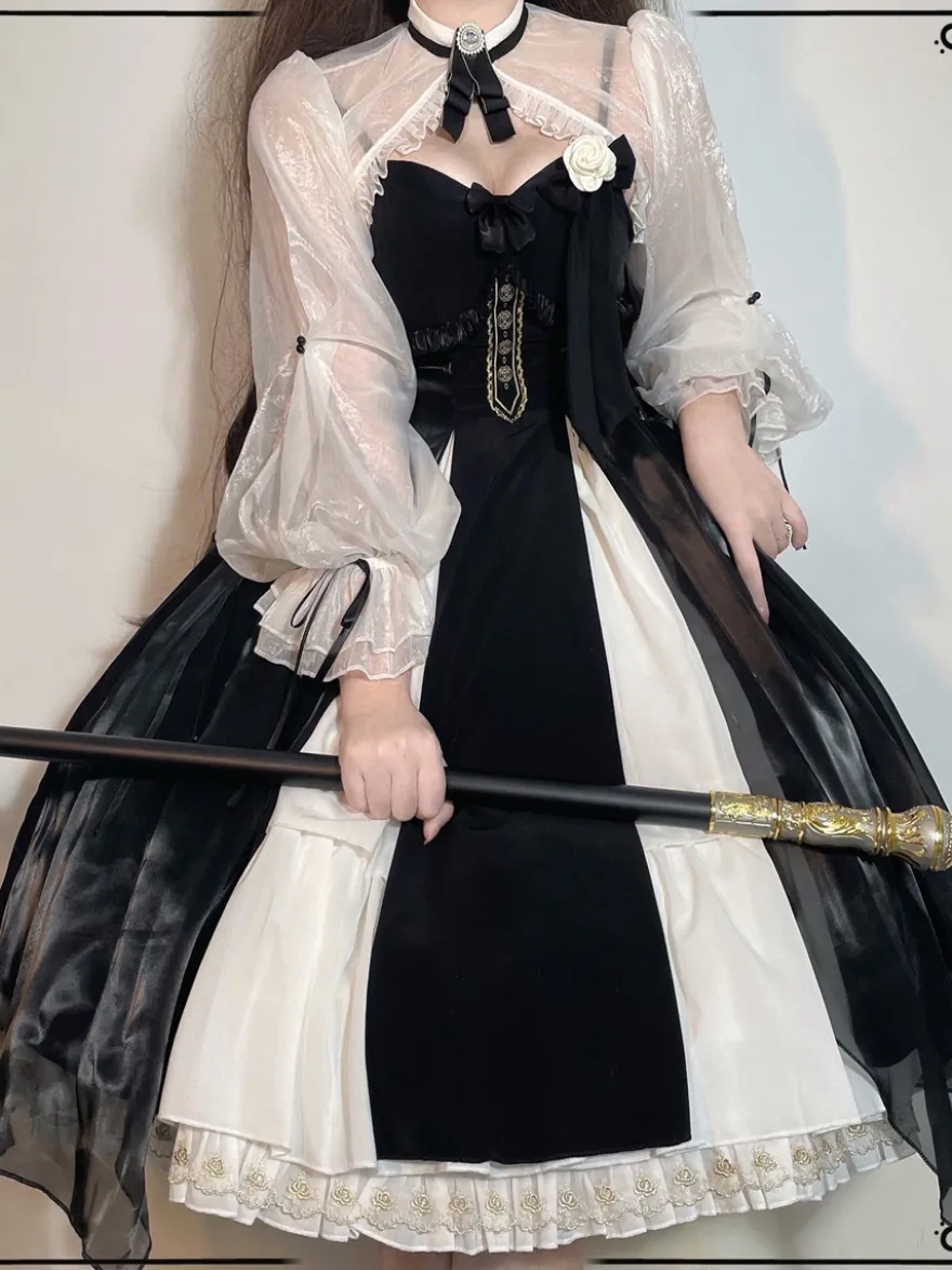 Robes Gothiques Lolita Nœuds Volants Noir Blanche Vintage