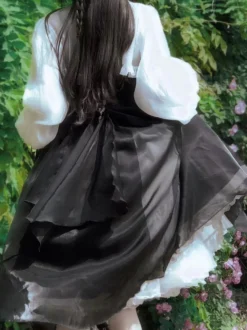 Robes Gothiques Lolita Nœuds Volants Noir Blanche Vintage
