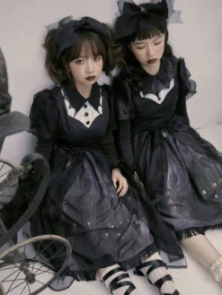 Robes gothiques Lolita à volants et nœuds imprimé floral noir et noir