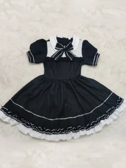 Robes Gothiques Lolita Volants Nœuds Noir Style de Bonne