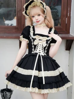 Robes Lolita classiques gothiques douces à lacets et volants à blocs de couleurs noires
