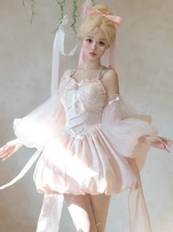 Robe Sweet Lolita en jacquard avec nœuds jupe-salopette rose à manches amovibles silhouette fleurie et traîne.