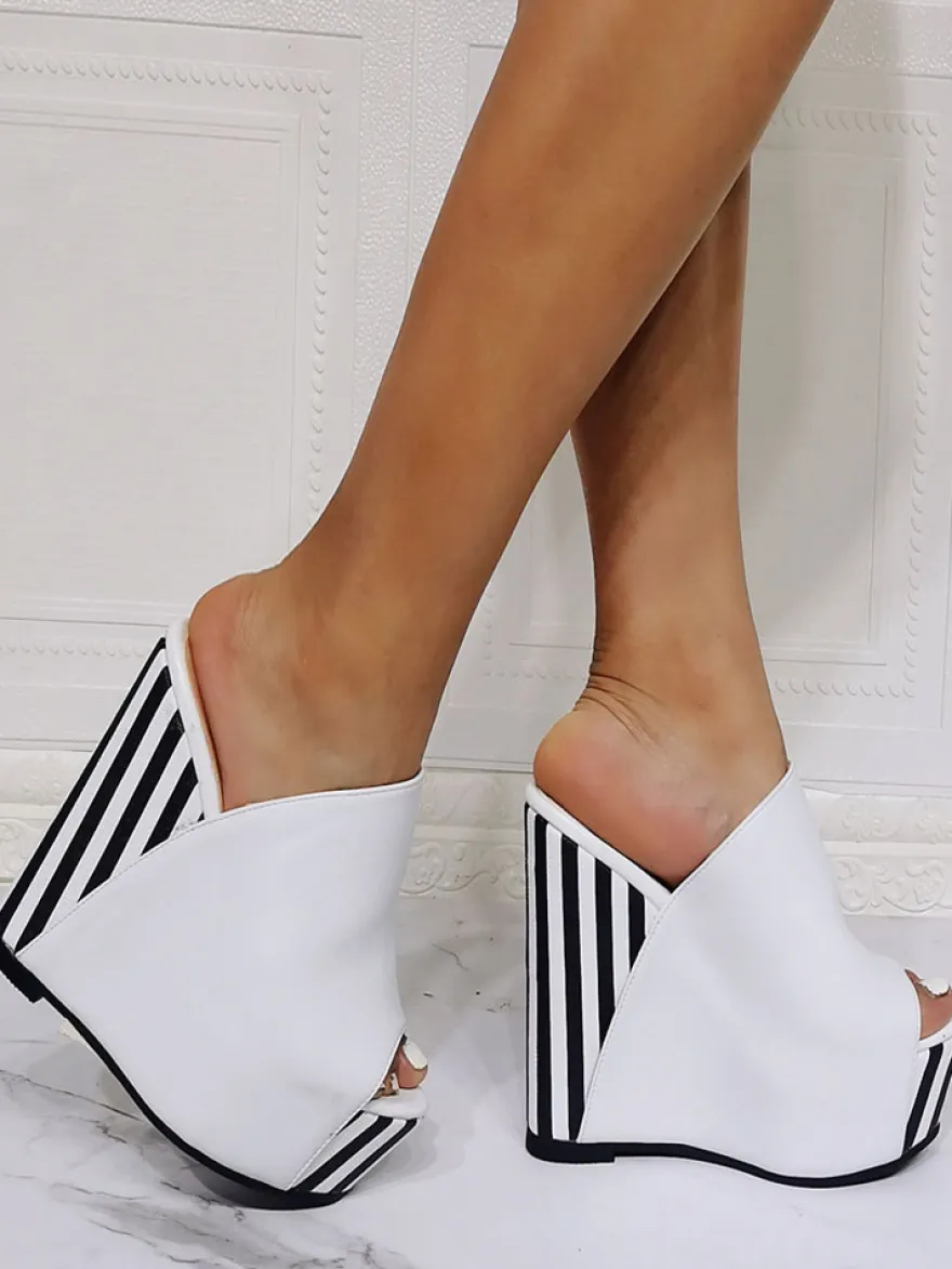 Sandales compensées blanches à bout ouvert en cuir PU à enfiler et à talons hauts