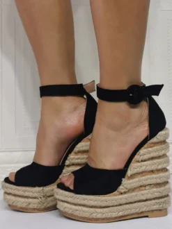 Sandales compensées noires pour femmes belles sandales compensées à bout ouvert micro daim supérieur bride à la cheville