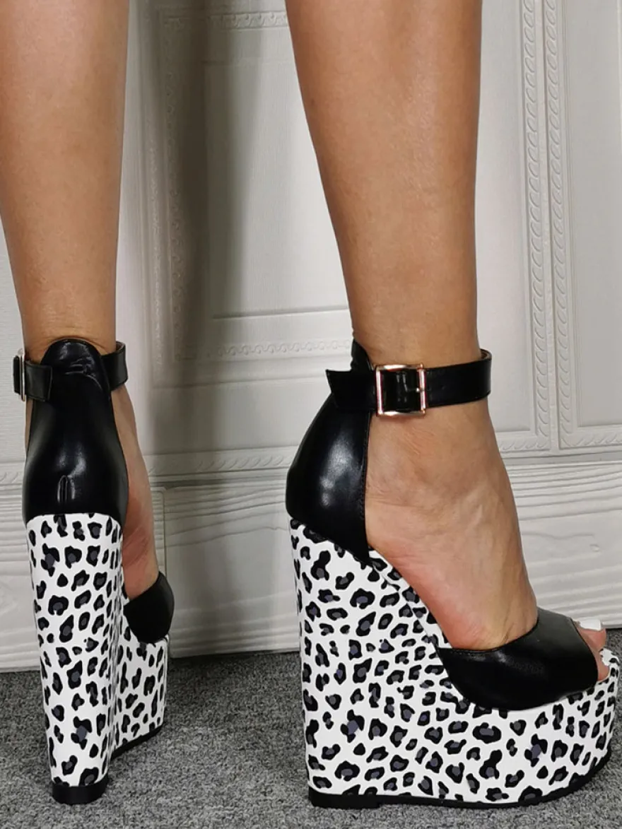 Sandales compensées pour dame classique peep toe talon compensé slip-on femme plus la taille léopard sandales pour femmes