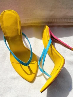 Sandales de plage jaunes à talons hauts pour femmes