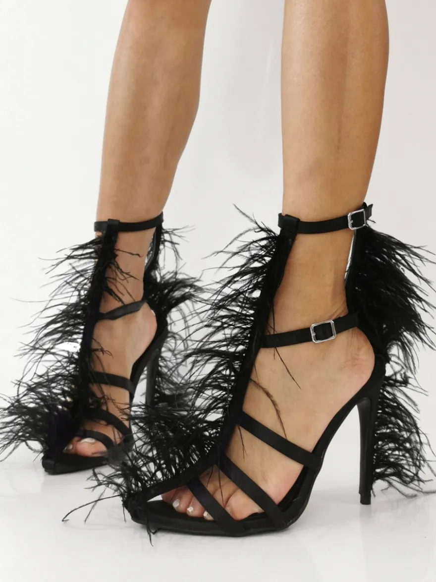 Sandales noires à talons hauts et détails en fausses plumes chaussures de soirée à talons épais
