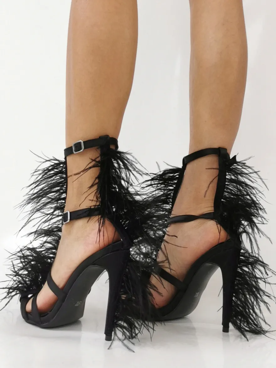Sandales noires à talons hauts et détails en fausses plumes chaussures de soirée à talons épais