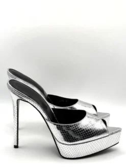 Sandales rouges sexy pour femmes à talons hauts bout ouvert et plateforme.