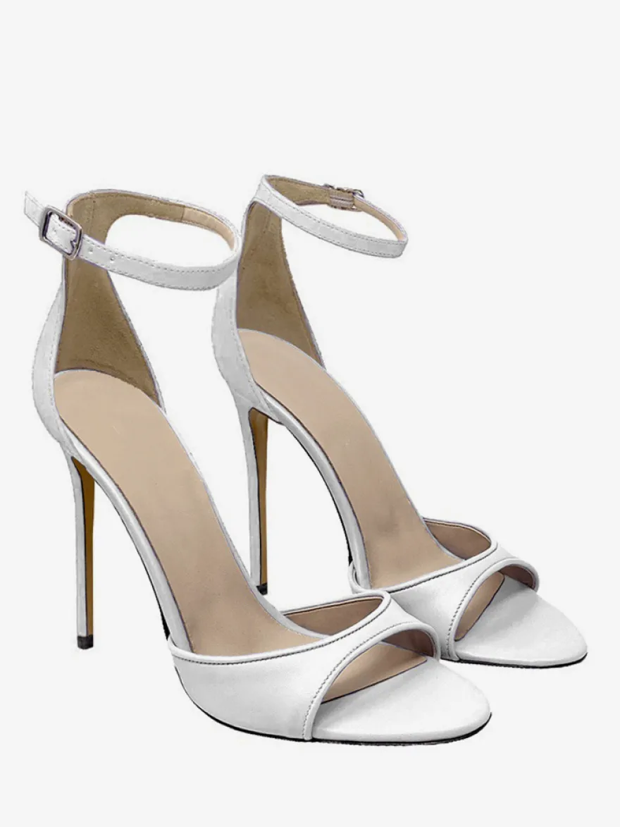 Sandales à talons noirs à bout ouvert et bride à la cheville