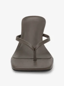 Sandales tongs à petits talons pour femmes