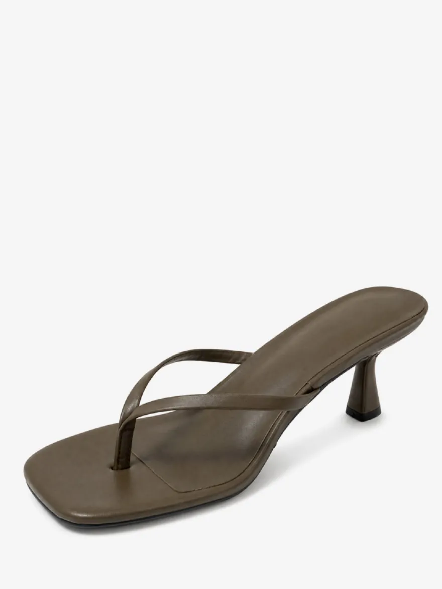 Sandales tongs à petits talons pour femmes